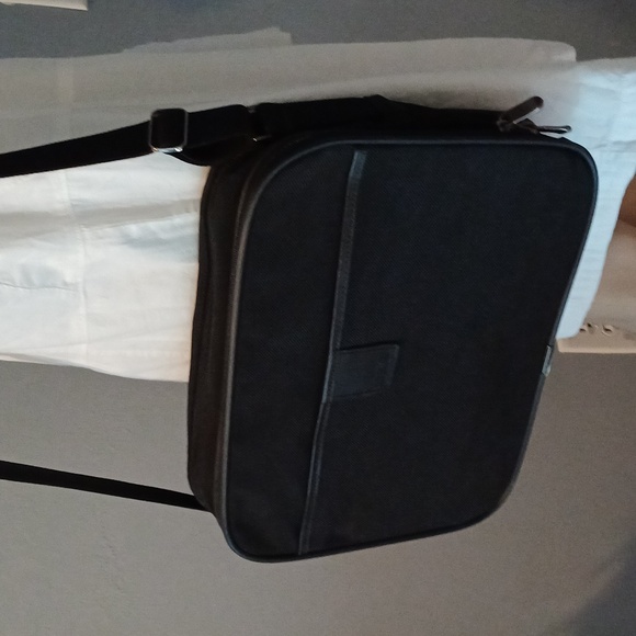 HARTMANN black nylon & leather unisex messenger bag  computer crossbody … - Picture 3 of 16